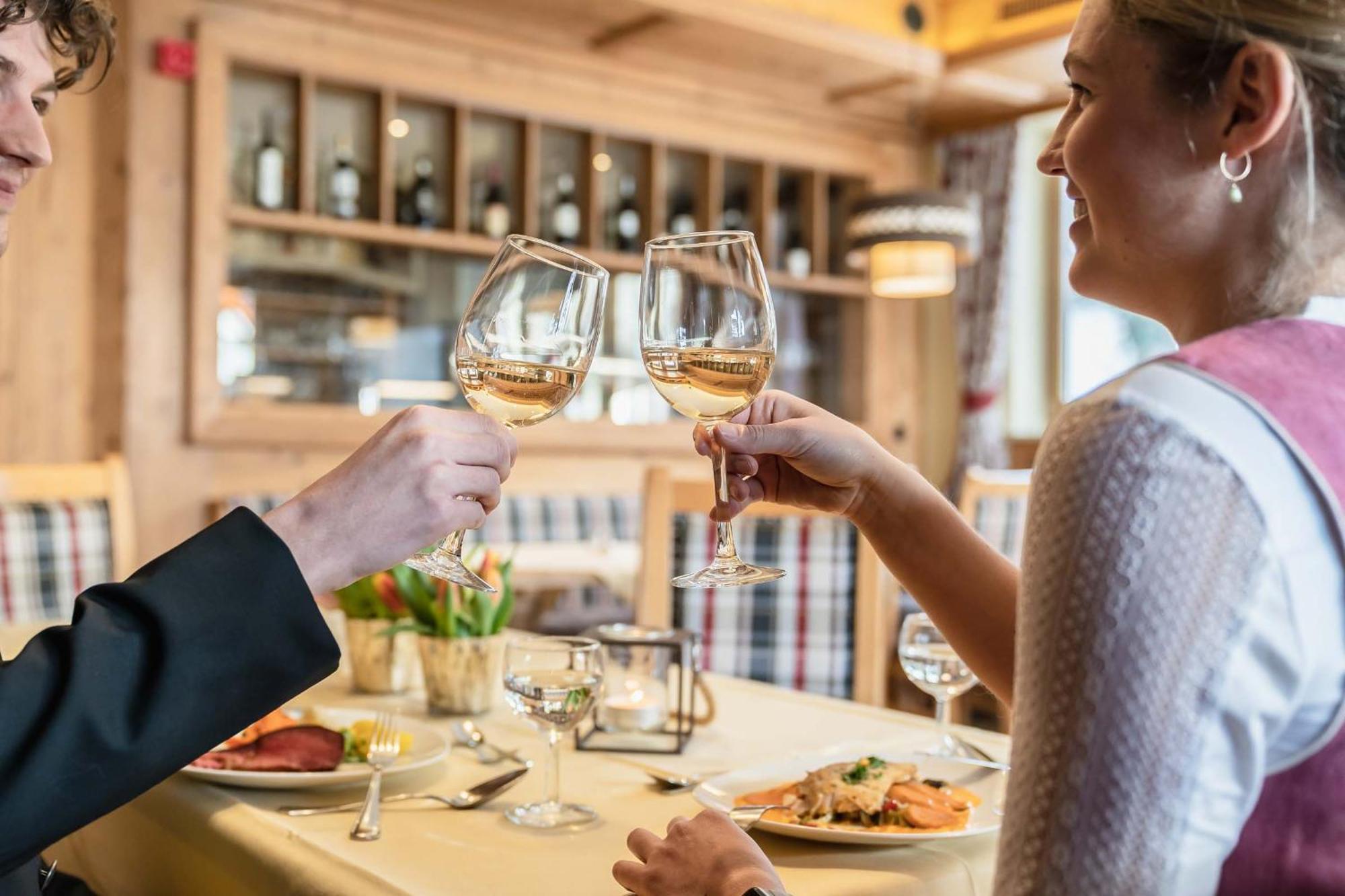 Posthotel Hofherr Konigsdorf Ngoại thất bức ảnh